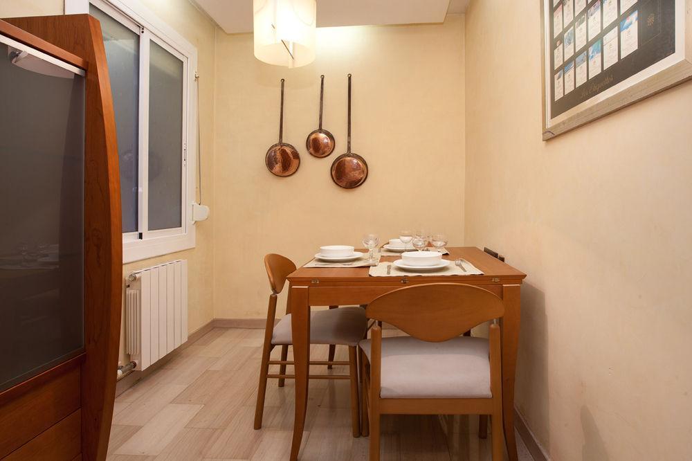 Flateli Lepanto Apartment Barcelona Ngoại thất bức ảnh