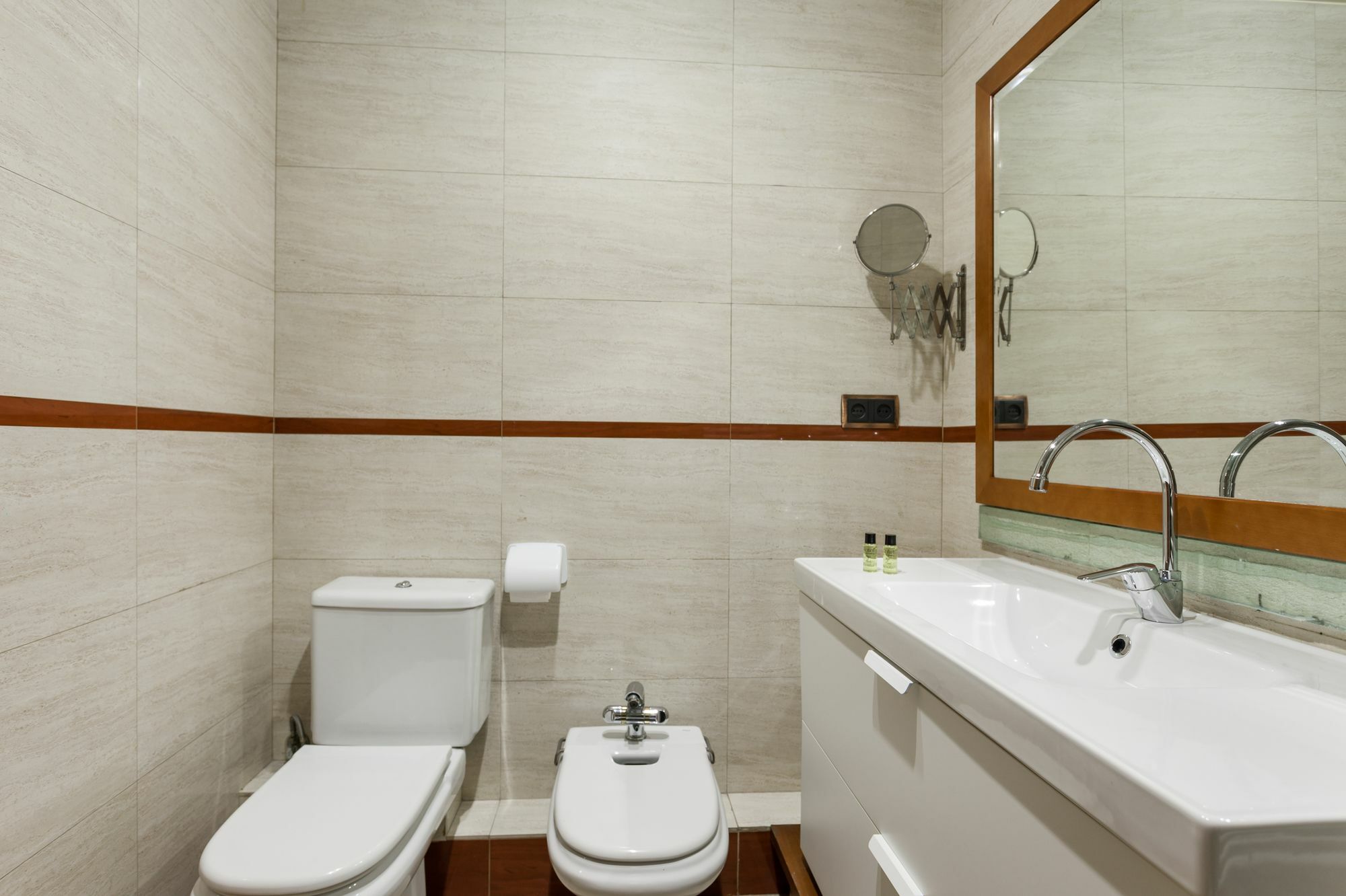 Flateli Lepanto Apartment Barcelona Ngoại thất bức ảnh